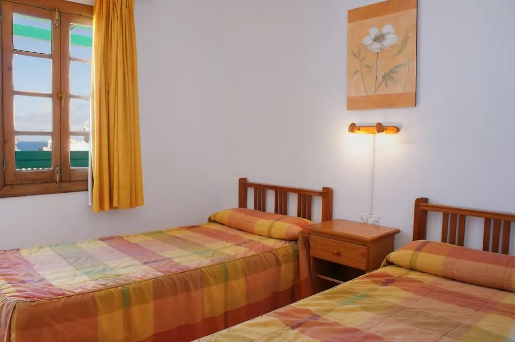 Apartamentos Celeste Costa Teguise Spain