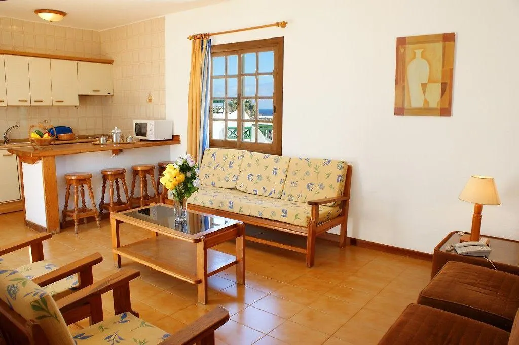 Apartamentos Celeste Costa Teguise Apartment