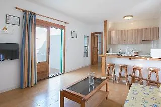 Apartamentos Celeste Costa Teguise Apartment
